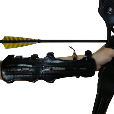 4-strap Leather Armguard