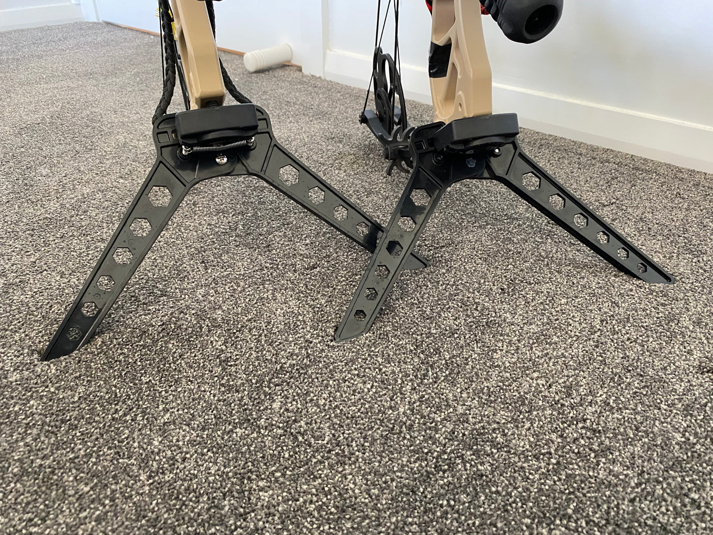 Bow Stand Folding Rack